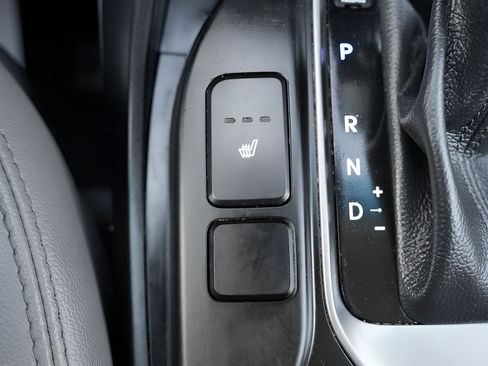 Used 2018 Hyundai Santa Fe Sport AWD/4WD image 34