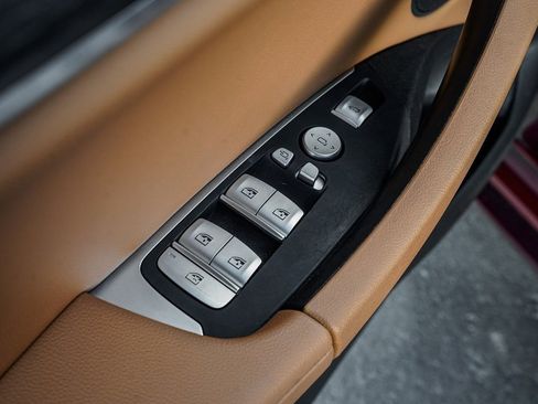 Used 2023 BMW X3 M40i image 9