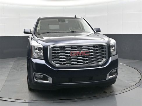 Used 2018 GMC Yukon XL Denali image 10