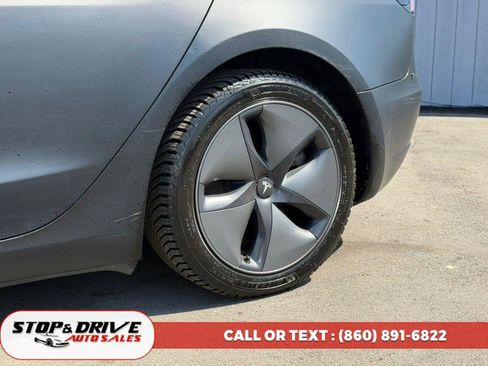 Used 2020 Tesla Model 3 Long Range AWD/4WD image 9