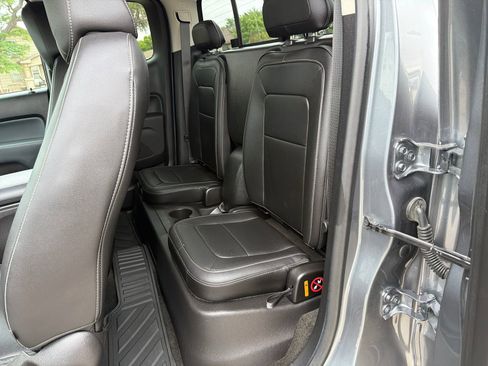 Used 2018 Chevrolet Colorado Z71 AWD/4WD image 13