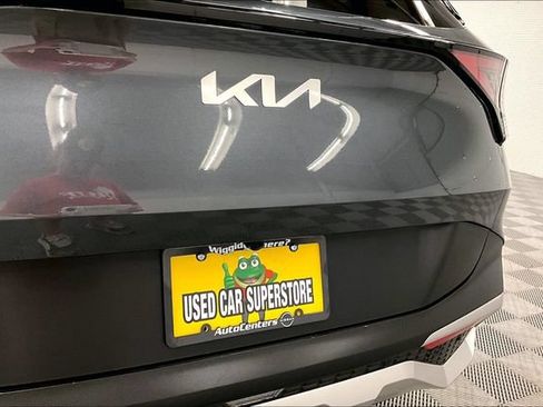 Used 2024 Kia Sportage EX FWD image 9