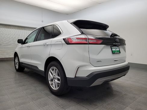 Used 2024 Ford Edge SEL image 5