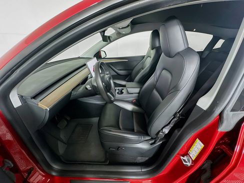 Used 2023 Tesla Model Y Long Range image 13