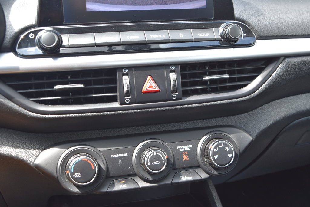 Used 2024 Kia Forte LXS FWD image 15