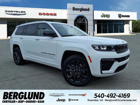 New 2026 Jeep Grand Cherokee L Limited AWD/4WD image 1