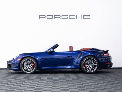 Certified 2025 Porsche 911 Turbo AWD/4WD image 2