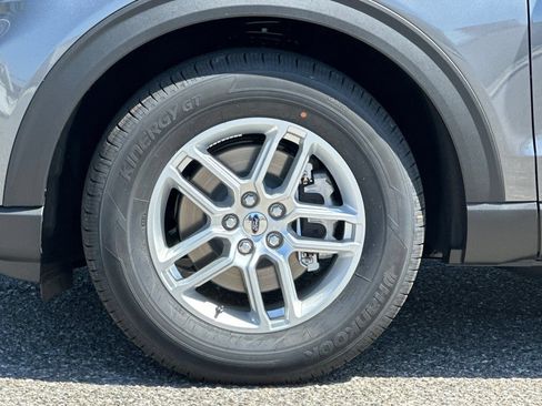 New 2026 Ford Explorer Active w/ Active Comfort Package RWD image 26