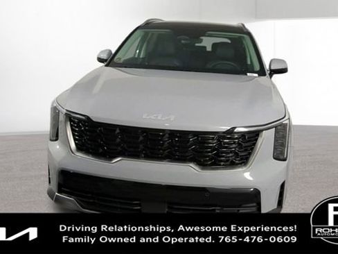 New 2026 Kia Sorento S w/ S Panoramic Sunroof Package image 3