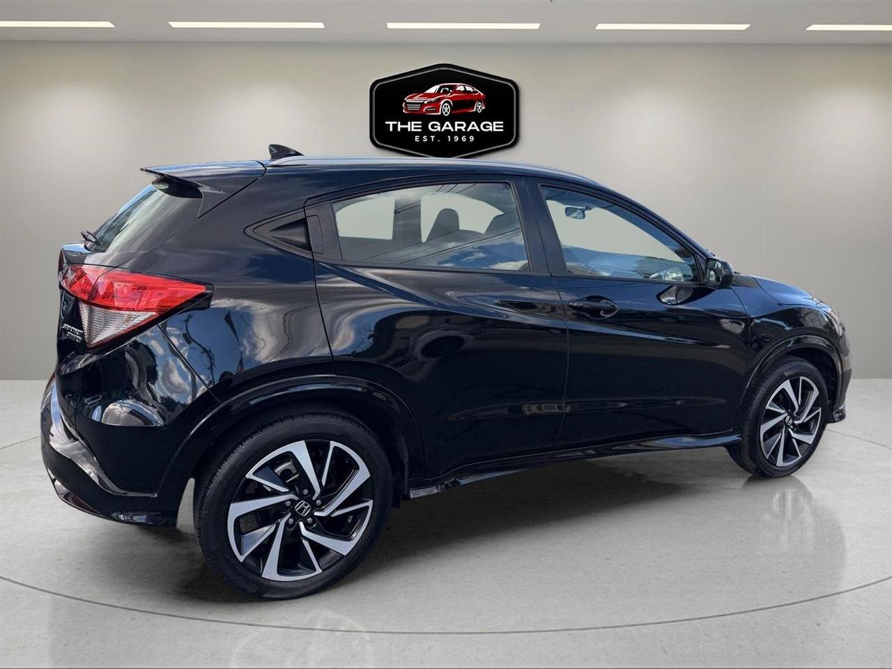 Used 2019 Honda HR-V Sport image 5
