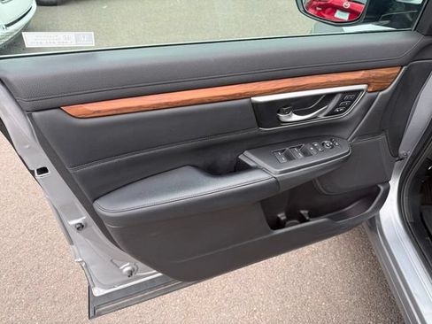 Used 2020 Honda CR-V Touring image 13
