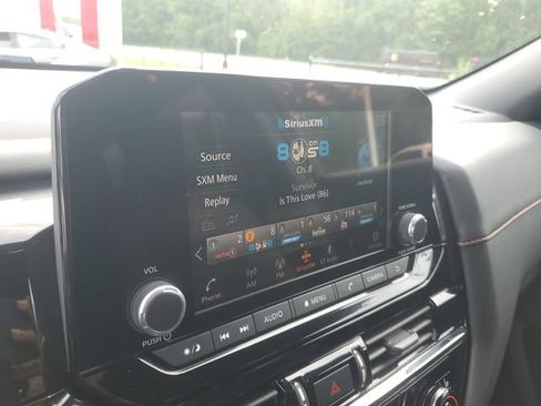 Used 2025 Nissan Pathfinder Rock Creek AWD/4WD image 20
