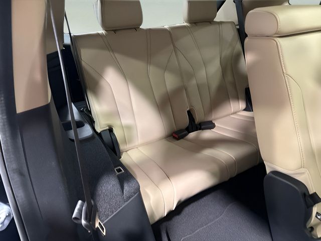 Used 2023 Acura MDX w/ Technology Package FWD image 38