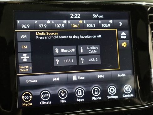 Used 2021 Jeep Grand Cherokee Trailhawk w/ Trailhawk Luxury Group AWD/4WD image 32