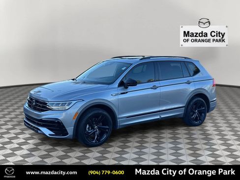 Used 2024 Volkswagen Tiguan SE R-Line image 1