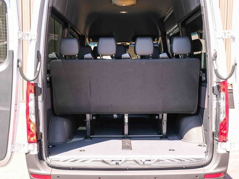 Used 2024 Mercedes-Benz Sprinter 2500 image 36