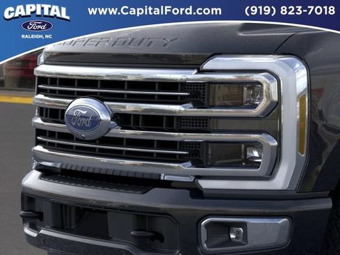 New 2026 Ford F250 Platinum w/ Platinum Plus Package AWD/4WD image 17