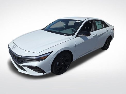 New 2026 Hyundai Elantra Sport FWD image 7