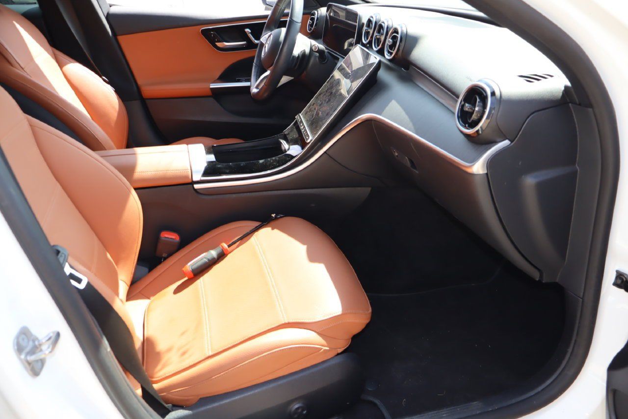 Used 2024 Mercedes-Benz C 300 4MATIC Sedan image 17