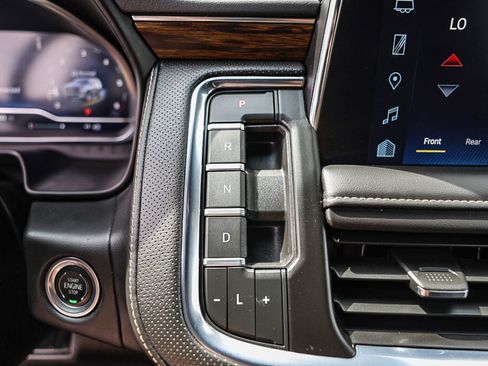Used 2024 Chevrolet Tahoe Premier RWD image 15