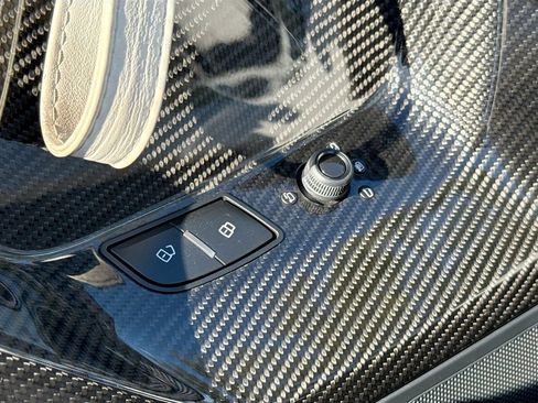 Used 2019 Lamborghini Aventador SVJ image 20