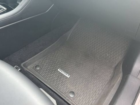 Used 2025 MAZDA MAZDA3 s FWD image 12