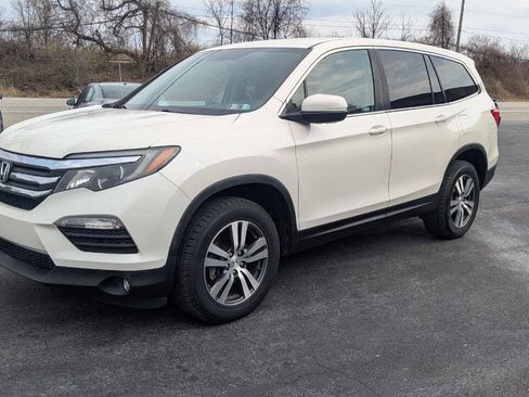 Used 2018 Honda Pilot EX image 18