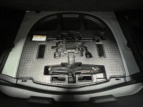 Used 2021 Toyota Avalon Limited w/ Advanced Safety Package image 28