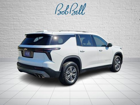 Certified 2025 Chevrolet Traverse LT FWD image 5