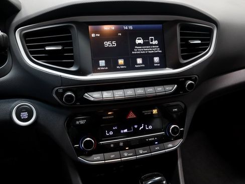 Used 2018 Hyundai Ioniq Blue image 31