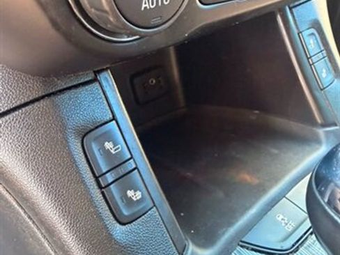 Used 2017 GMC Acadia SLT FWD image 20