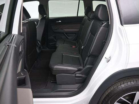 Used 2023 Volkswagen Atlas SE AWD/4WD image 12
