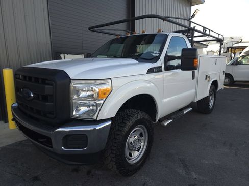 Used 2014 Ford F350 XL image 2