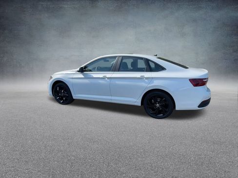 New 2025 Volkswagen Jetta SE image 16