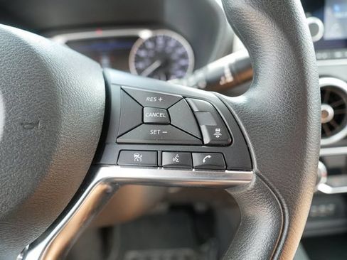 Used 2024 Nissan Sentra SV FWD image 26