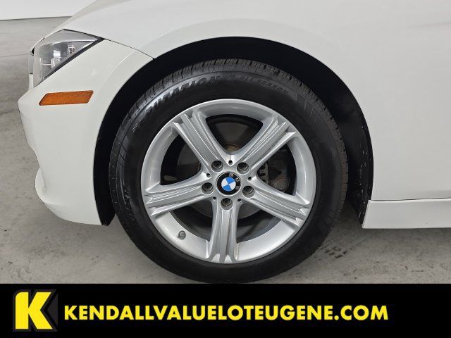 Used 2013 BMW 328i Sedan RWD image 9