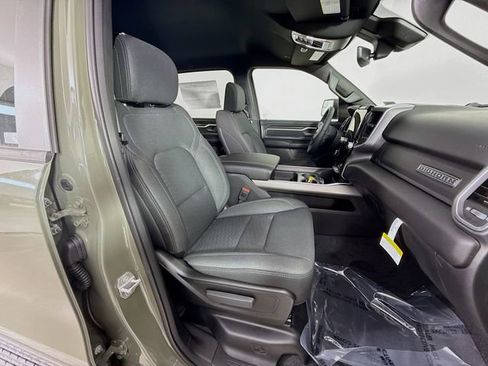 New 2026 RAM 1500 4x4 Crew Cab image 26