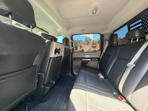 Used 2017 Ford F150 XLT w/ Equipment Group 302A Luxury AWD/4WD image 15