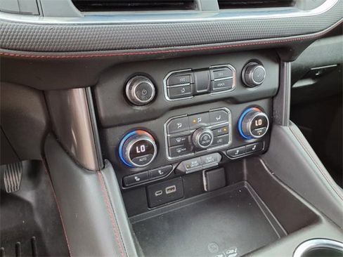 Used 2021 Chevrolet Tahoe RST w/ Luxury Package image 30