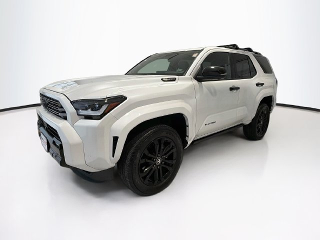 Used 2025 Toyota 4Runner Platinum AWD/4WD image 3