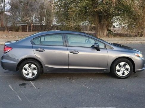 Used 2014 Honda Civic LX image 2