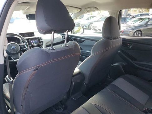 Used 2018 Subaru Crosstrek 2.0i Premium w/ Eyesight System image 11