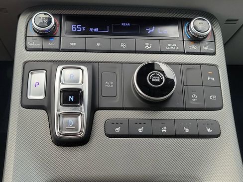 Used 2023 Hyundai Palisade SEL w/ Premium Package FWD image 38