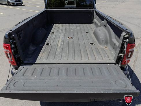 Used 2024 RAM 3500 Laramie AWD/4WD image 5