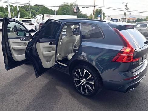 Used 2024 Volvo XC60 B5 Ultimate w/ Protection Package Premier AWD/4WD image 42
