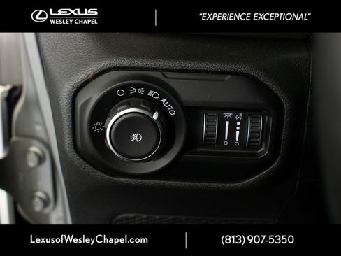 Used 2018 Jeep Wrangler Unlimited Sport S image 35