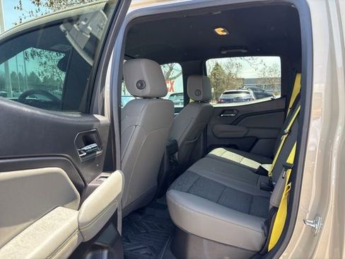 Certified 2024 Chevrolet Colorado ZR2 w/ Technology Package AWD/4WD image 14