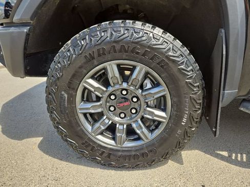 Used 2024 GMC Sierra 1500 AT4X AWD/4WD image 7