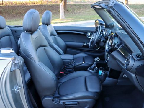 Used 2017 MINI Cooper S image 28