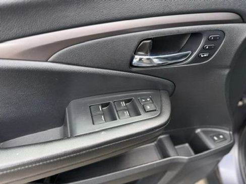 Used 2021 Honda Pilot EX-L image 12
